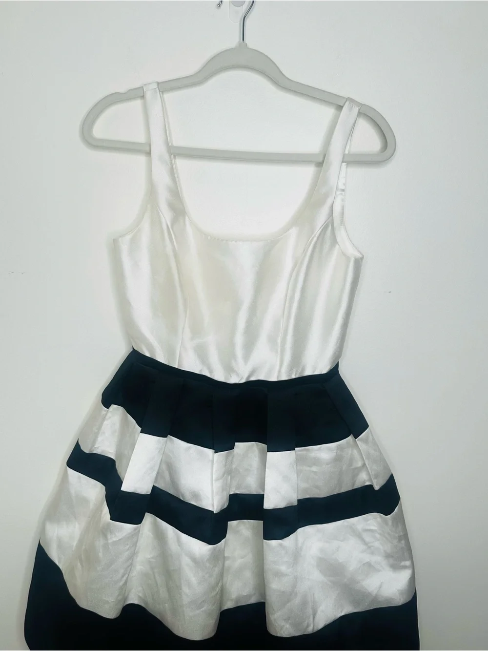 ABS by Allen Schwartz Navy & White Striped Fit & Flare Dress Size - Picture 4 of 10